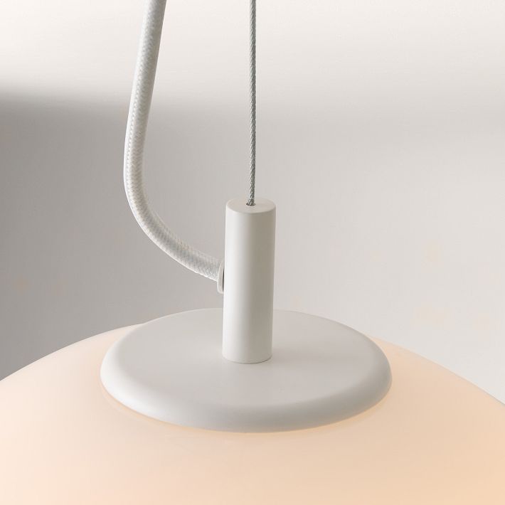 Lámpara colgante minimalista de cristal Lumivelle: diseño regulable en altura