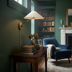 Cargar imagen en el visor de la Galería, Lámpara con pantalla cónica giratoria Ivoryne - Adecuada para rincones de lectura modernos