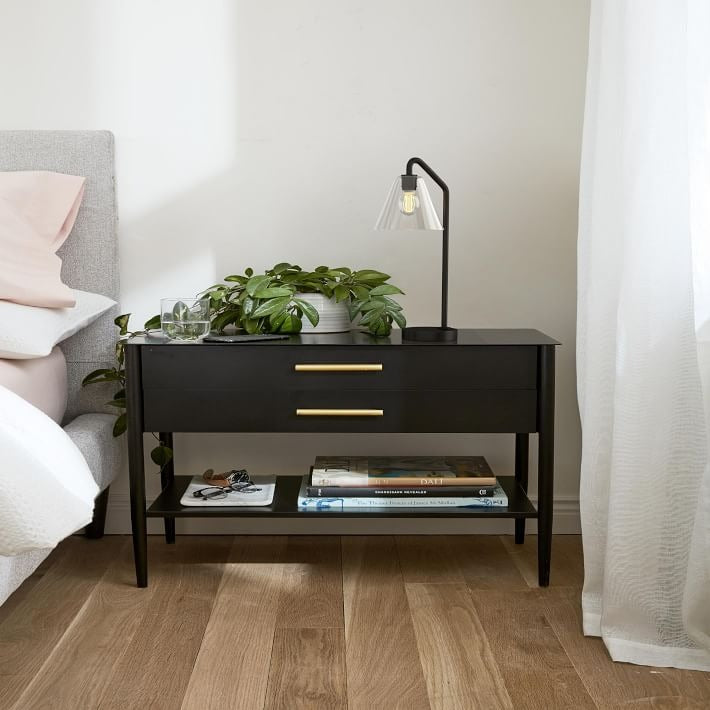 Lámpara de mesa cónica escultural Conica: iluminación moderna de vidrio para dormitorio o escritorio