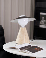 Bild in der Galerieansicht laden, Bartley Tischlampe
