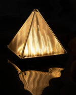 Bild in Gallery-Viewer laden, Fragment Tischlampe