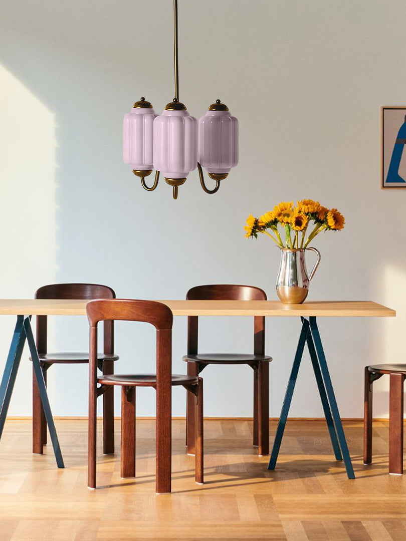 Eloise Kronleuchter – Milchglas-Kronleuchter in einem Vintage-Stil-Finish