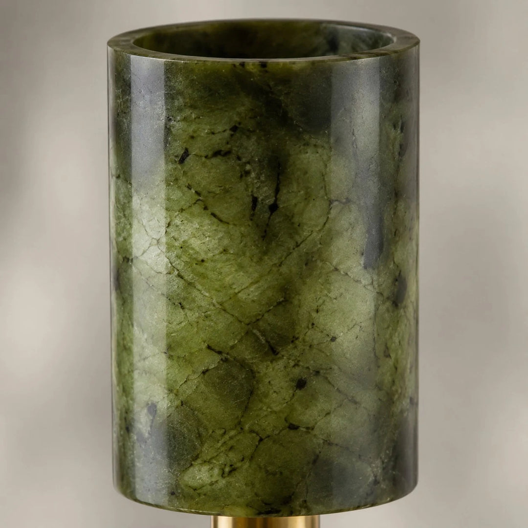 Close view of the natural green jade shade and its natural veining