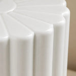 Cargar imagen en el visor de la Galería, Close detail of the smooth ribbed glass surface