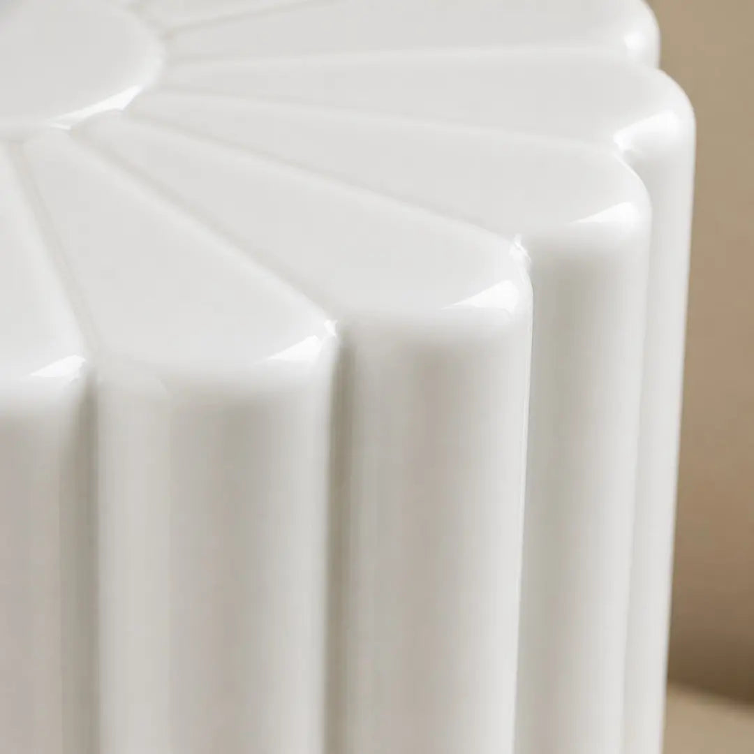 Close detail of the smooth ribbed glass surface