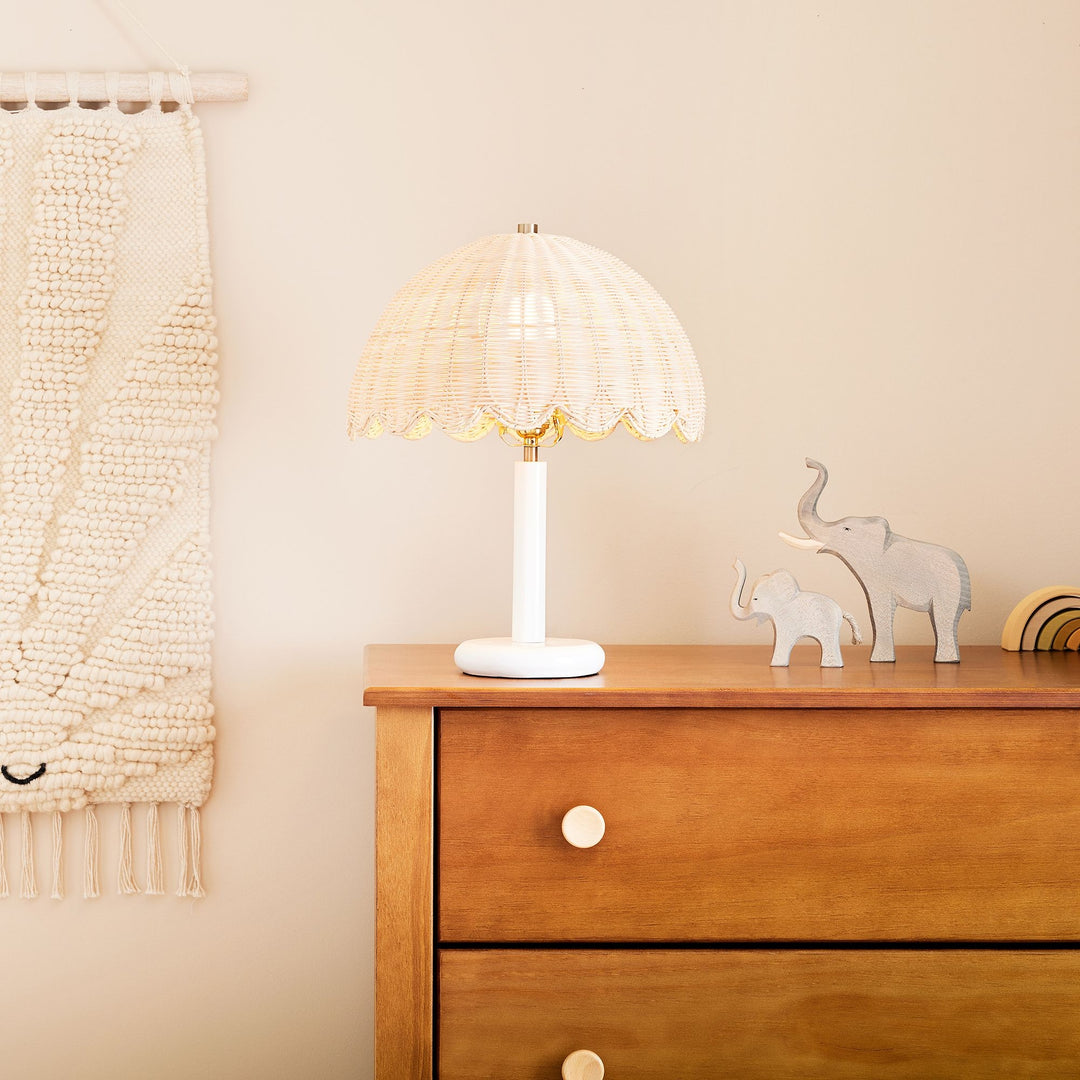 Lámpara de mesa infantil Olvara de ratán con burbujas: una acogedora iluminación de mesa de estilo bohemio