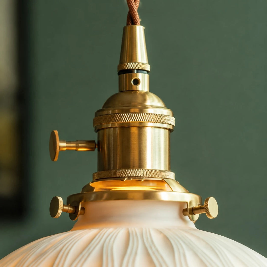 06 brass detail