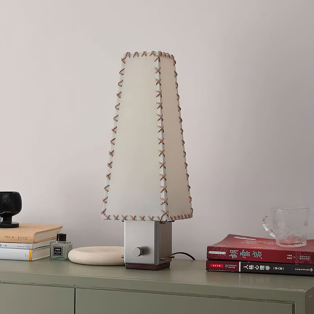 Lampe de table géométrique moderne en métal – Abat-jour en parchemin pour éclairage de table de nuit