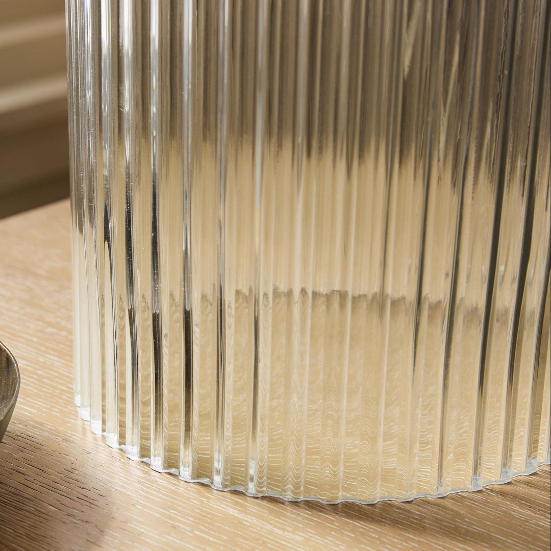 Lámpara de mesa Bravira de vidrio acanalado - Iluminación moderna con pantalla de lino