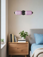 Cargar imagen en el visor de la Galería, Aplique de pared horizontal Eloise de cristal vintage americano con forma de farol
