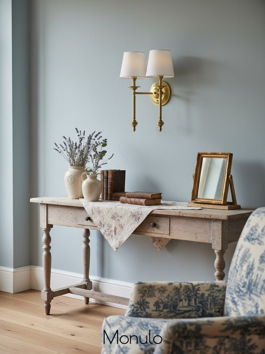 Aplique de pared con pantalla de tela Rowan en cobre antiguo: lámpara vintage de lujo para interiores 