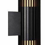 Cargar imagen en el visor de la Galería, Fluted Shade Square Plate Aluminium Outdoor Sconce