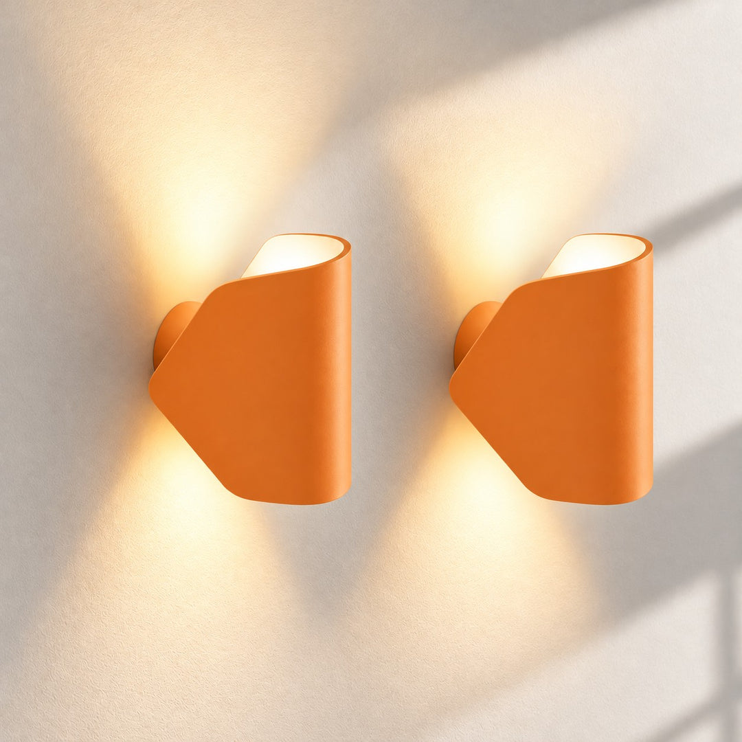 Textured Rim Pointed Shade Aluminium Wall Light
