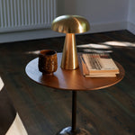 Bild in Gallery-Viewer laden, Die verzauberte Amanita kabellose Tischlampe