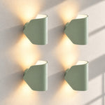 Charger l'image dans la visionneuse de galerie, Textured Rim Pointed Shade Aluminium Wall Light