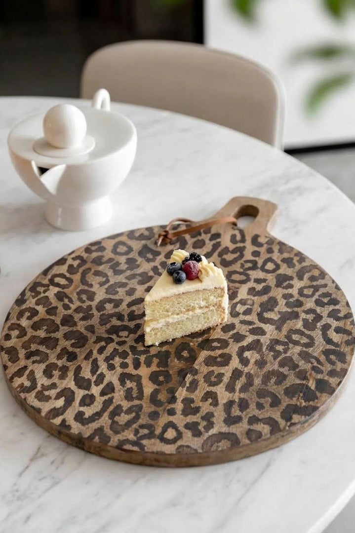 Leopard Solid Sapele Wood Board - Functional Dining Accessory for Kitchen