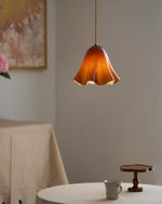 Charger l&#39;image dans la visionneuse de galerie, Bellina Wave-Edge Glass Pendant Lamp — Organic Contemporary Style for Dining &amp; Living
