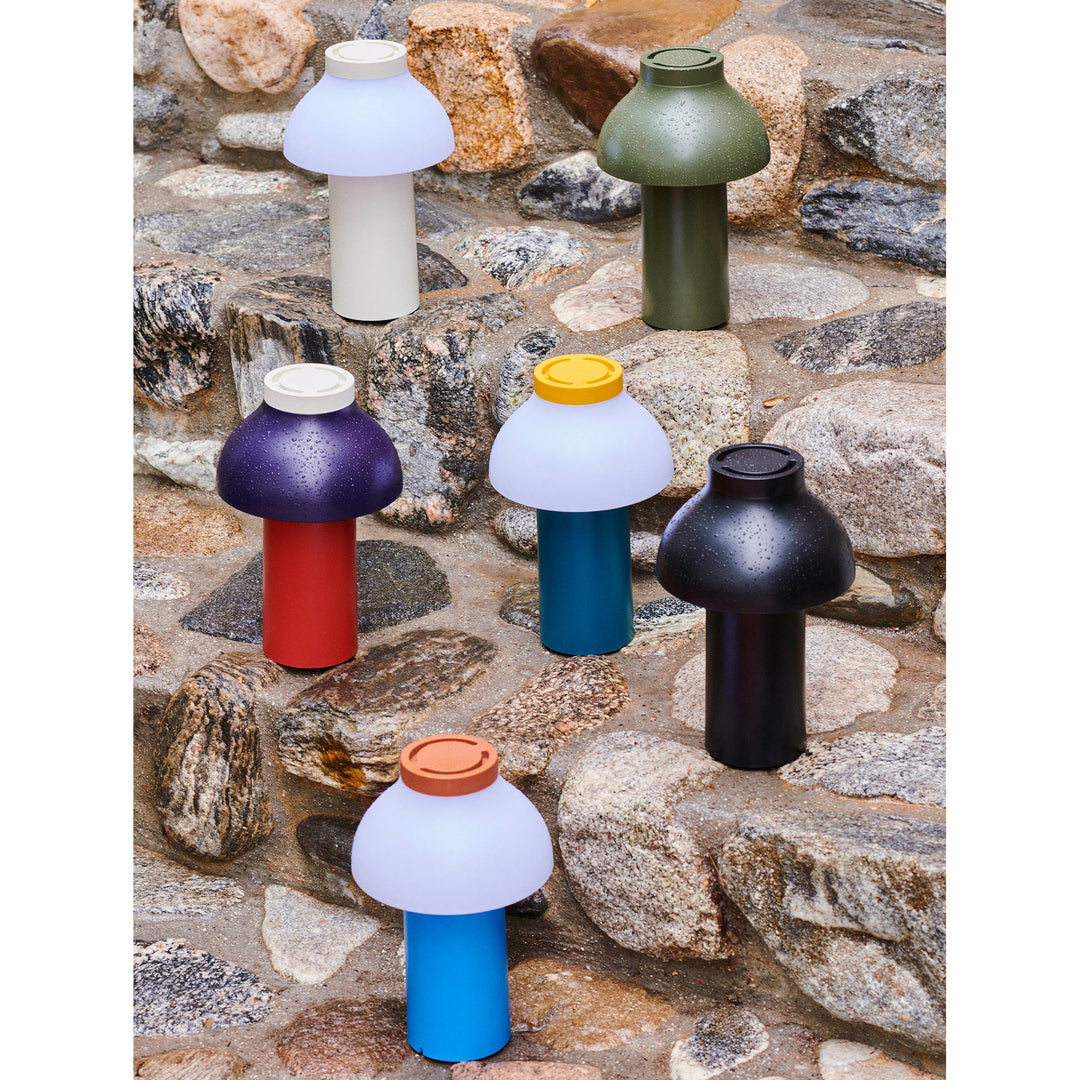 Moderne tragbare Tischlampe – minimalistisches, wiederaufladbares Licht für Innen- und Außenbereich