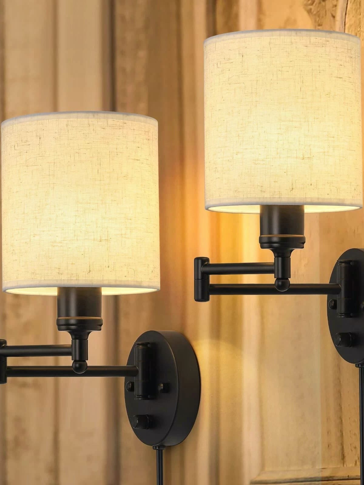 Aplique de tela con brazo oscilante: lámpara de pared ajustable con pantalla de tambor 