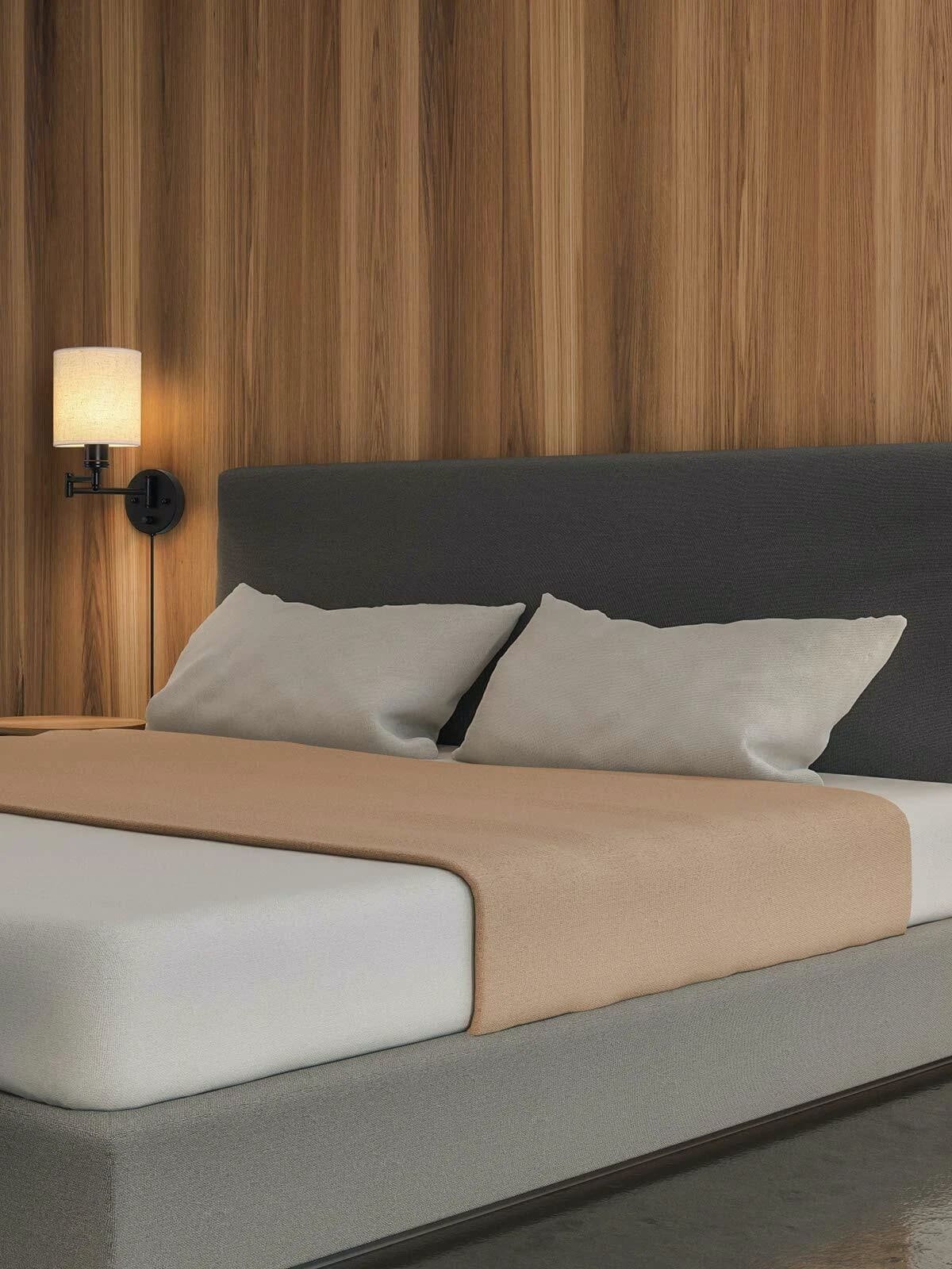 Aplique de tela con brazo oscilante: lámpara de pared ajustable con pantalla de tambor 