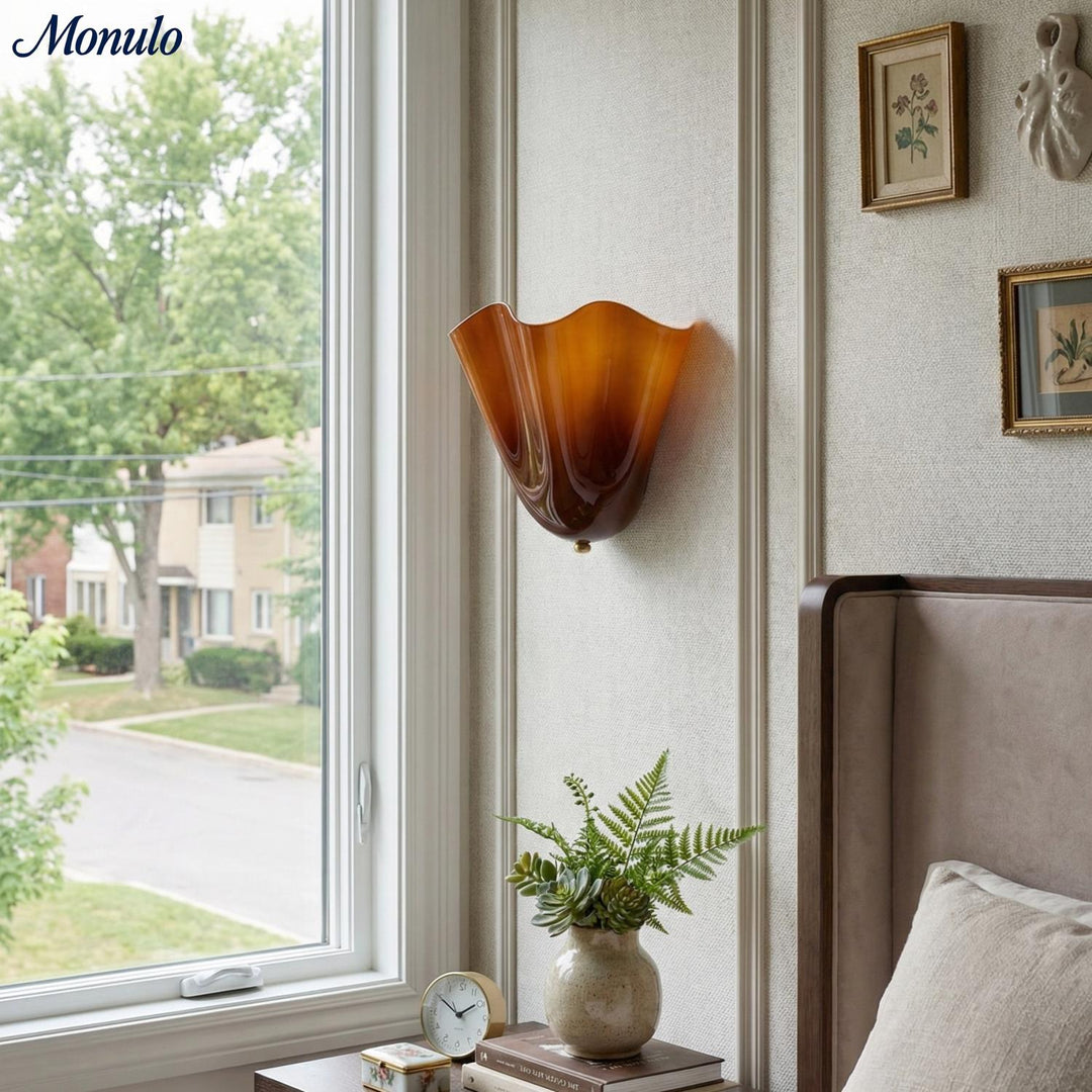Bellina Elegante Florale Glas-Wandlampe – Moderne Messing-Wandlampe für Schlafzimmer & Flur