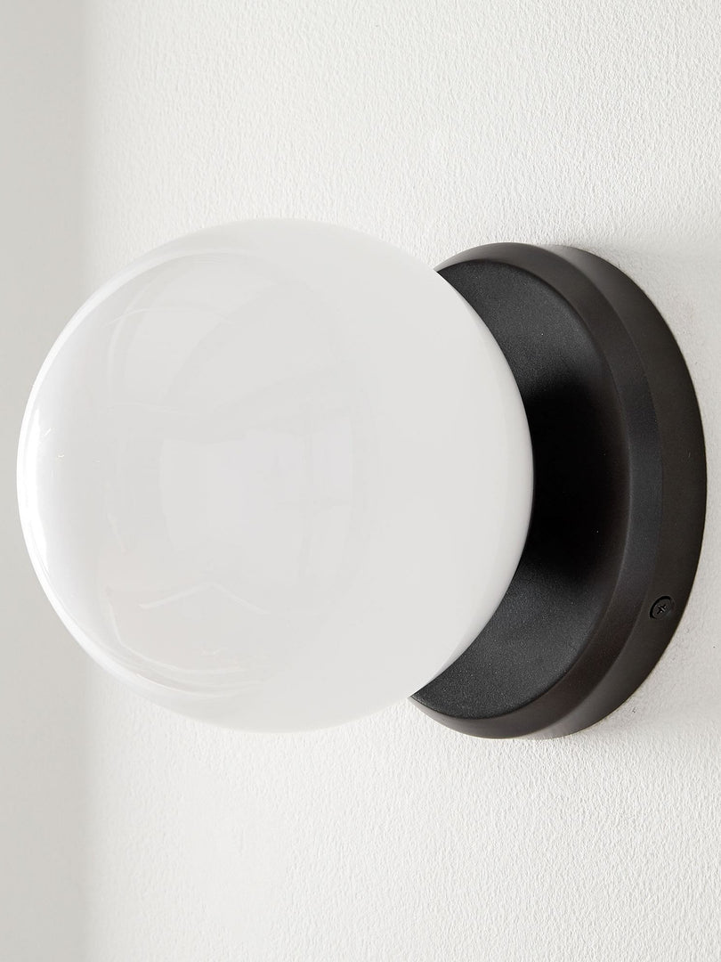 Applique murale Brelia à 1 lumière – Applique murale minimaliste pour une décoration intérieure moderne