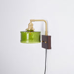 Bild in Gallery-Viewer laden, Fish-Scale Glass and Brass Plug-In Wall Lamp product view