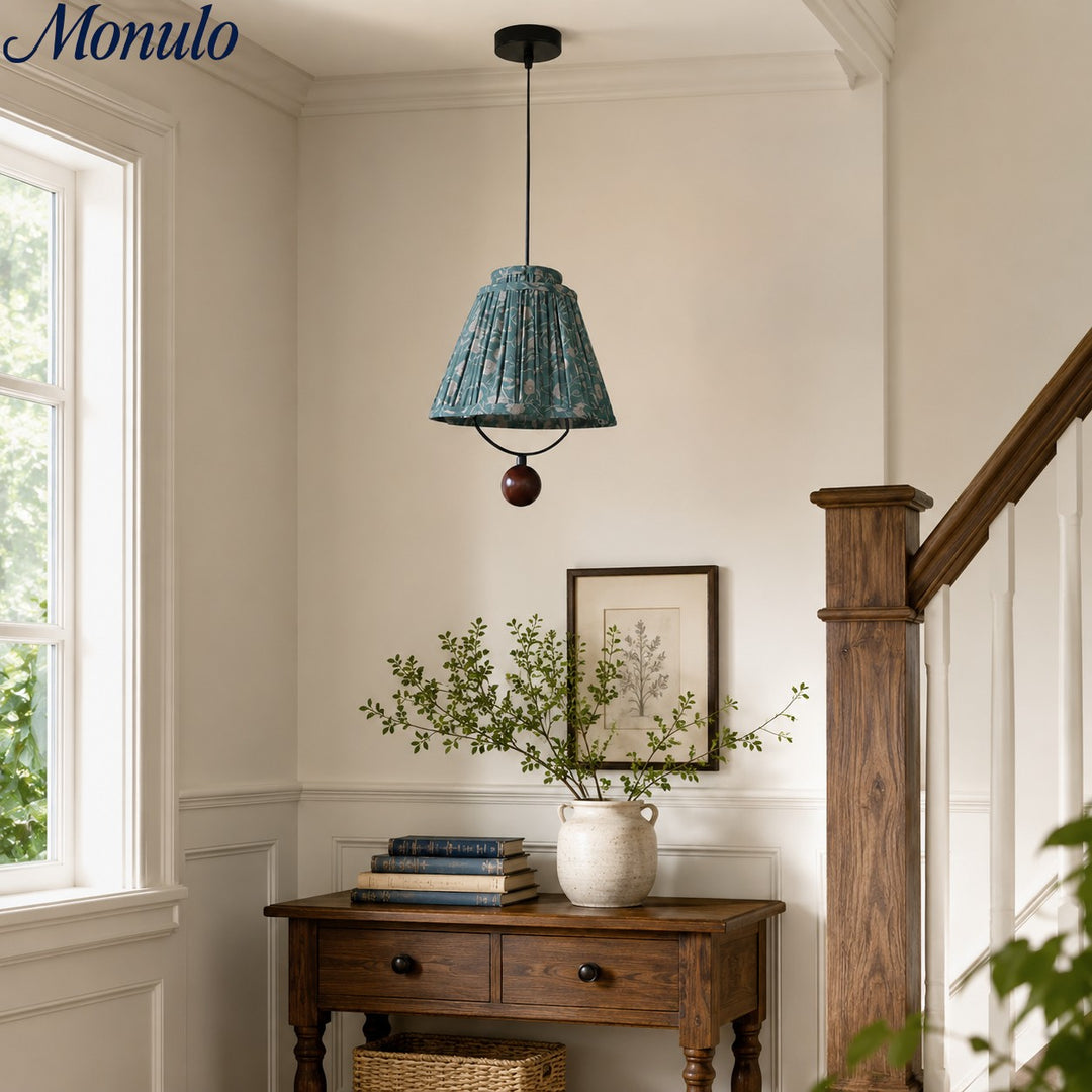 Lámpara colgante de tela Solmire - Pantalla floral plisada con acentos de madera y hierro para comedor e isla de cocina  