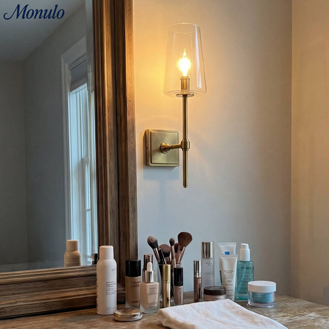 Aplique de vidrio transparente Derlina: elegante aplique para tocador individual o triple