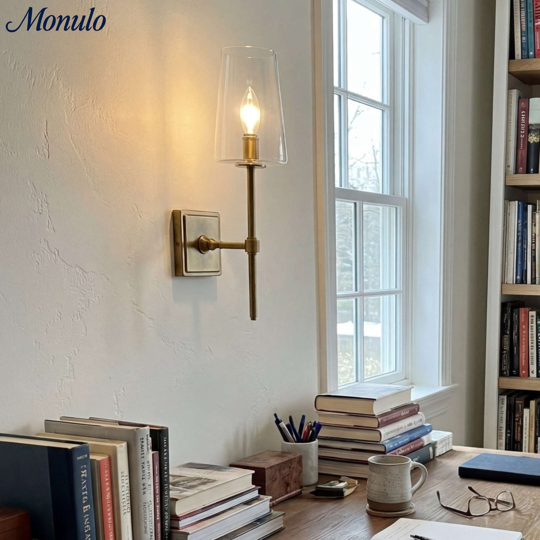 Aplique de vidrio transparente Derlina: elegante aplique para tocador individual o triple