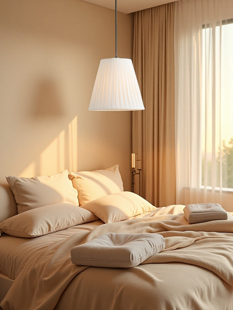 Suspension moderne en tissu - Abat-jour tambour conique pour une lueur douce
