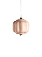 Bild in der Galerieansicht laden, Amerikanisches Vintage Cream Glass Shade Shaped Eloise Kronleuchter
