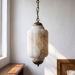 Cargar imagen en el visor de la Galería, Eloise Scallop Alabaster Pendant Lamp