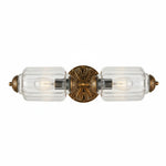 Cargar imagen en el visor de la Galería, Aplique de pared Eloise vintage de vidrio lechoso festoneado: iluminación de acento moderna para baño y dormitorio