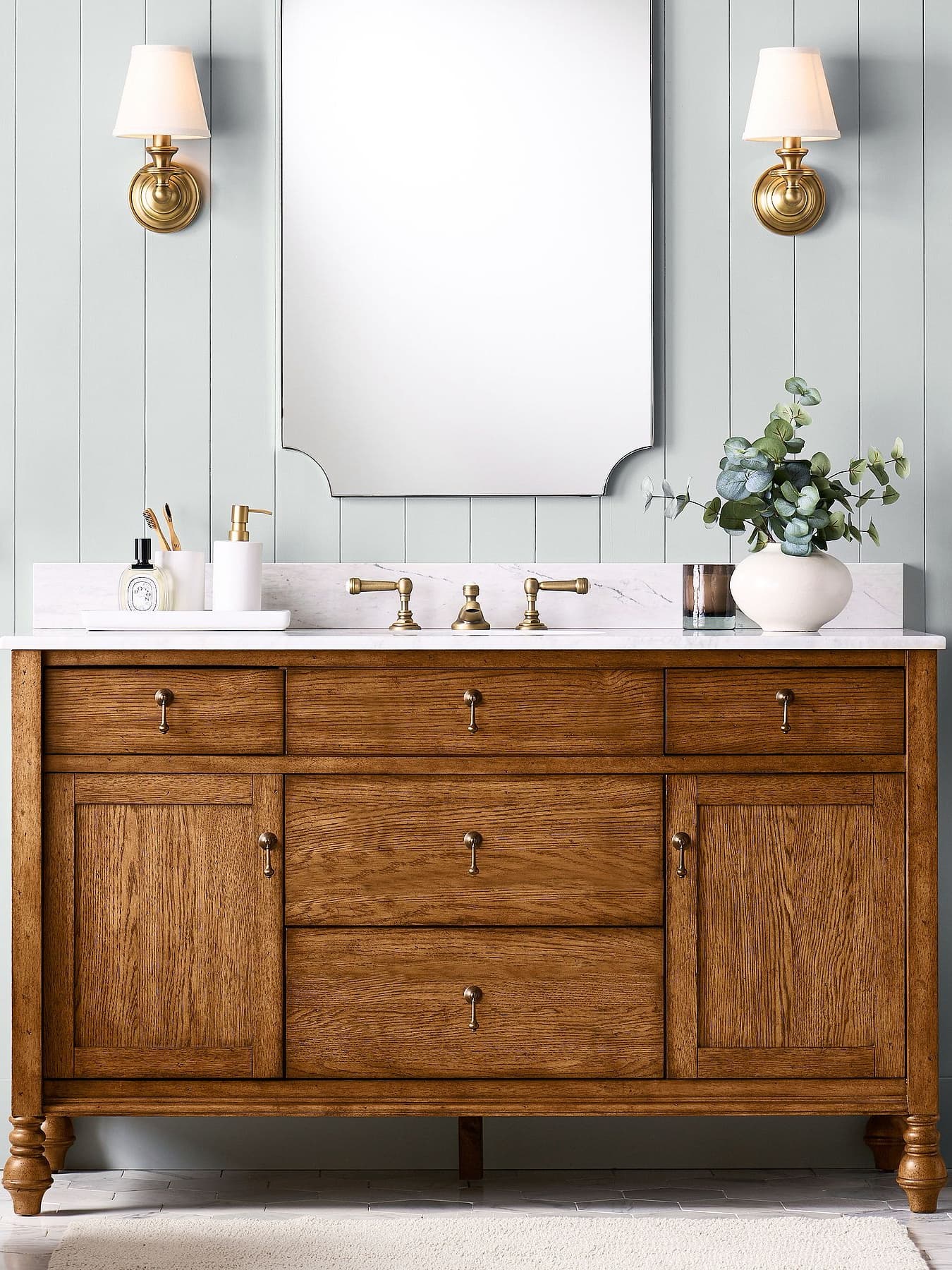 Aplique de pared con pantalla de tambor: lámpara de tela para una iluminación acogedora y rústica 