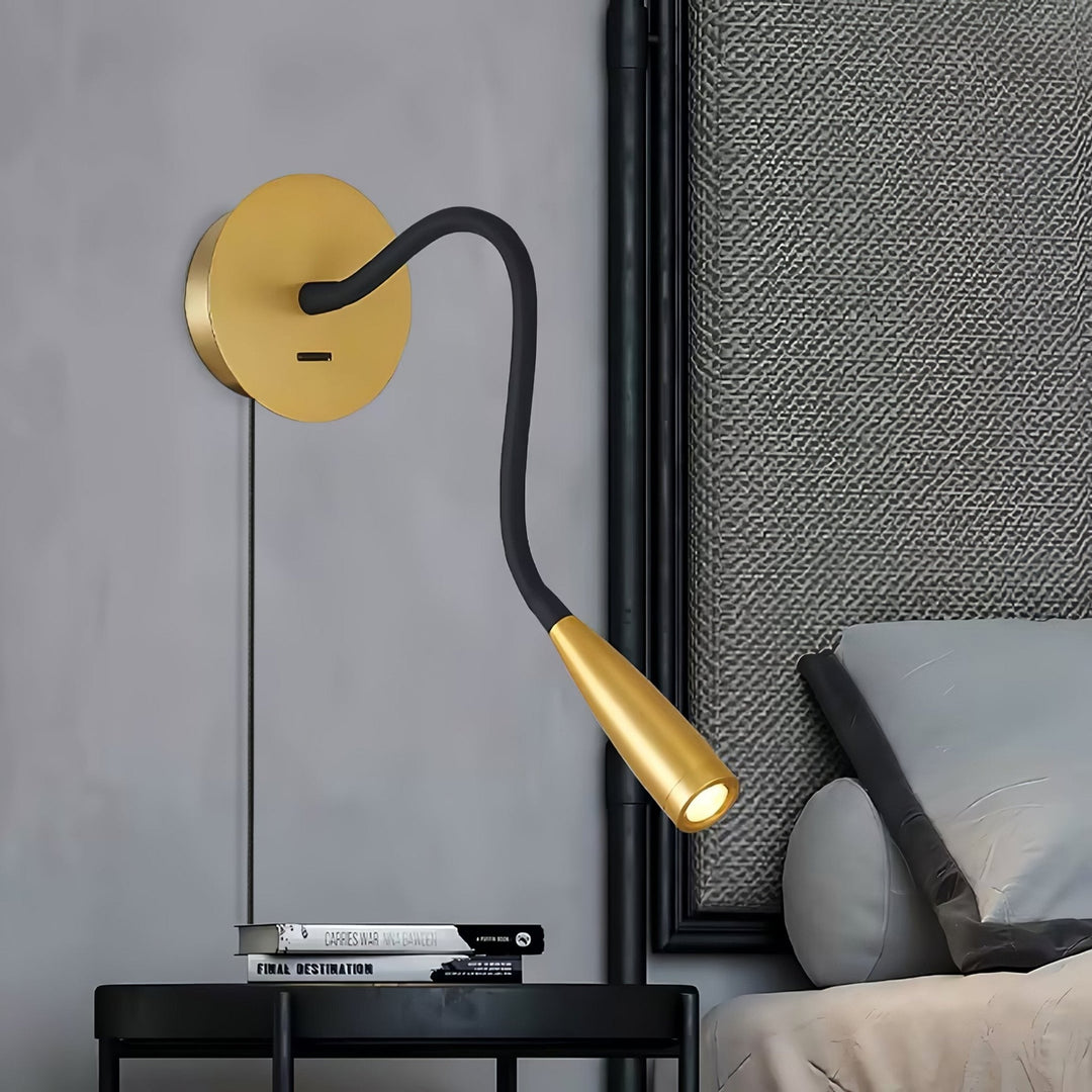 Flexi Hose Adjustable-Head Plug-In Wall Light - product image 3