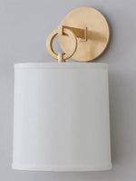 Charger l&#39;image dans la visionneuse de galerie, Applique murale minimaliste avec abat-jour en tissu - Abat-jour tambour doux
