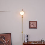 Bild in Gallery-Viewer laden, Globe Brass Plug-In Wall Light with Inline Switch - product image 4