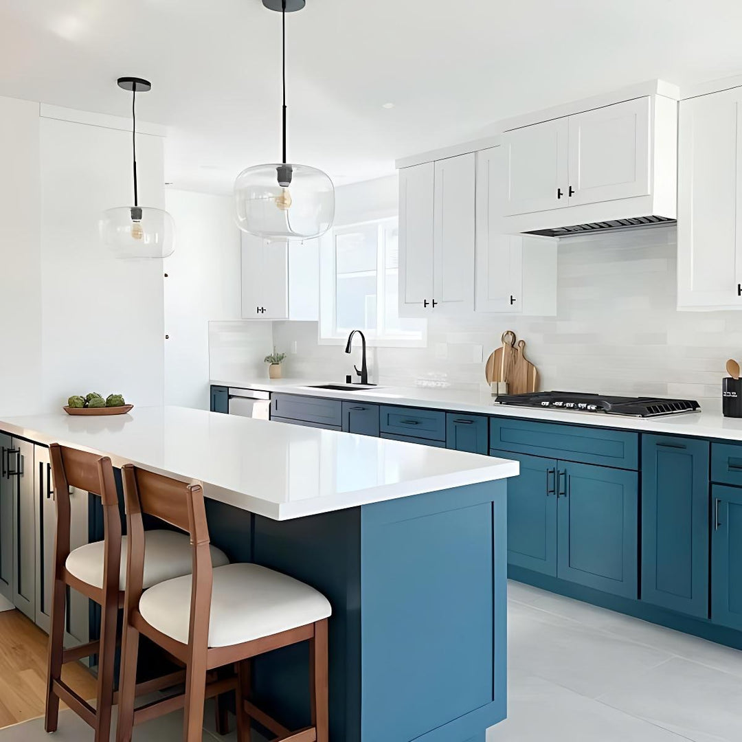 Lámpara colgante Lumivelle con pantalla de cristal escultórica: lámpara moderna para cocina y comedor.