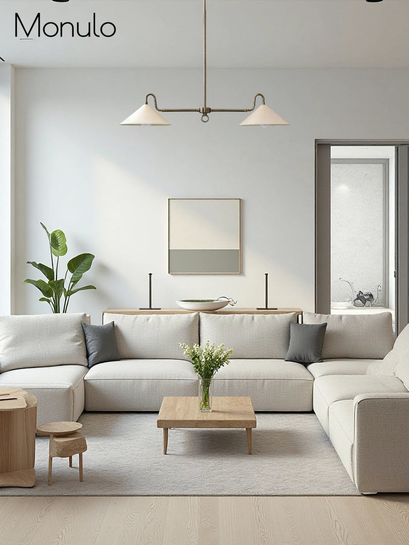 Minimalistische Pendelleuchte mit leichtem Stoffschirm