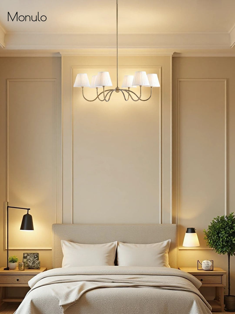 Lámpara de araña plisada Luvora de 6 luces: moderna elegancia de latón para comedores