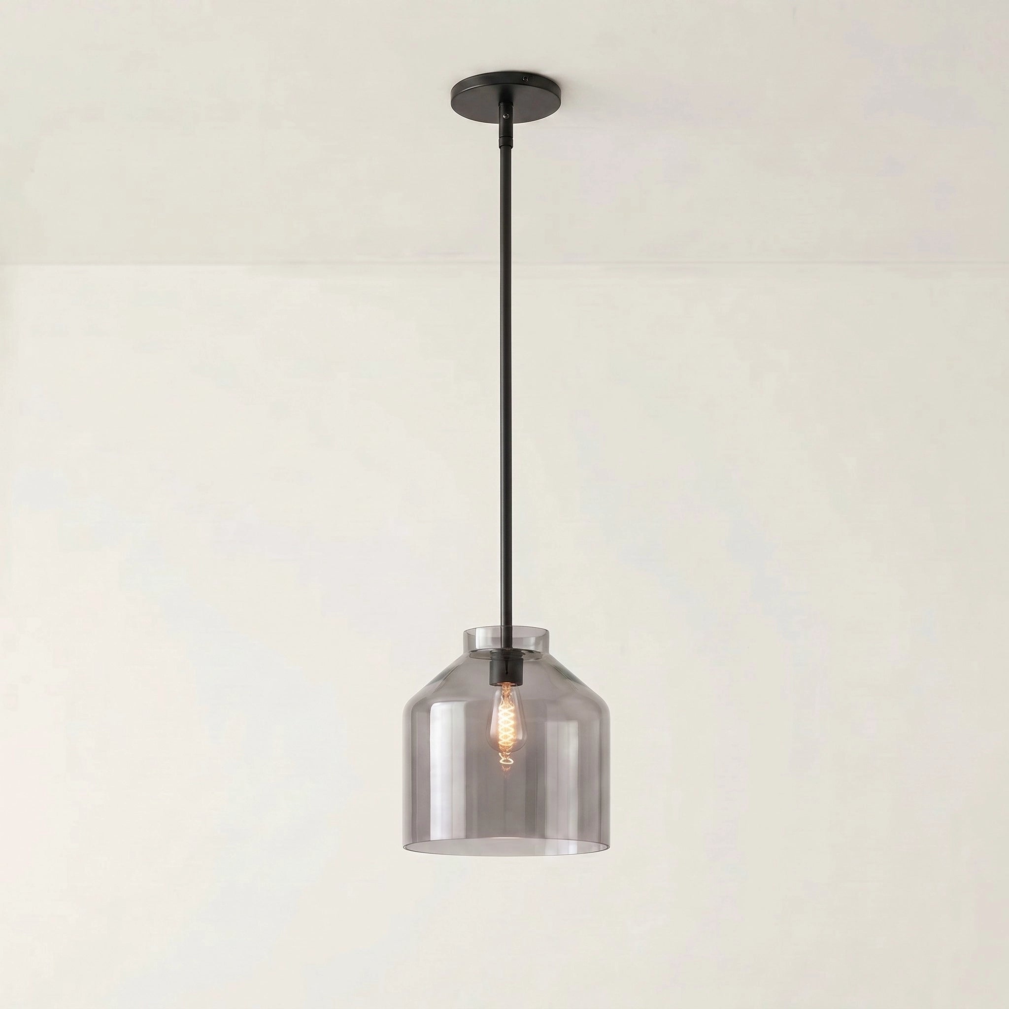 nerys_nordic_minimalist_morandi_matte_metal_pendant_light_7__PID:825084d7-2251-4714-93d7-4d4b93895cf5