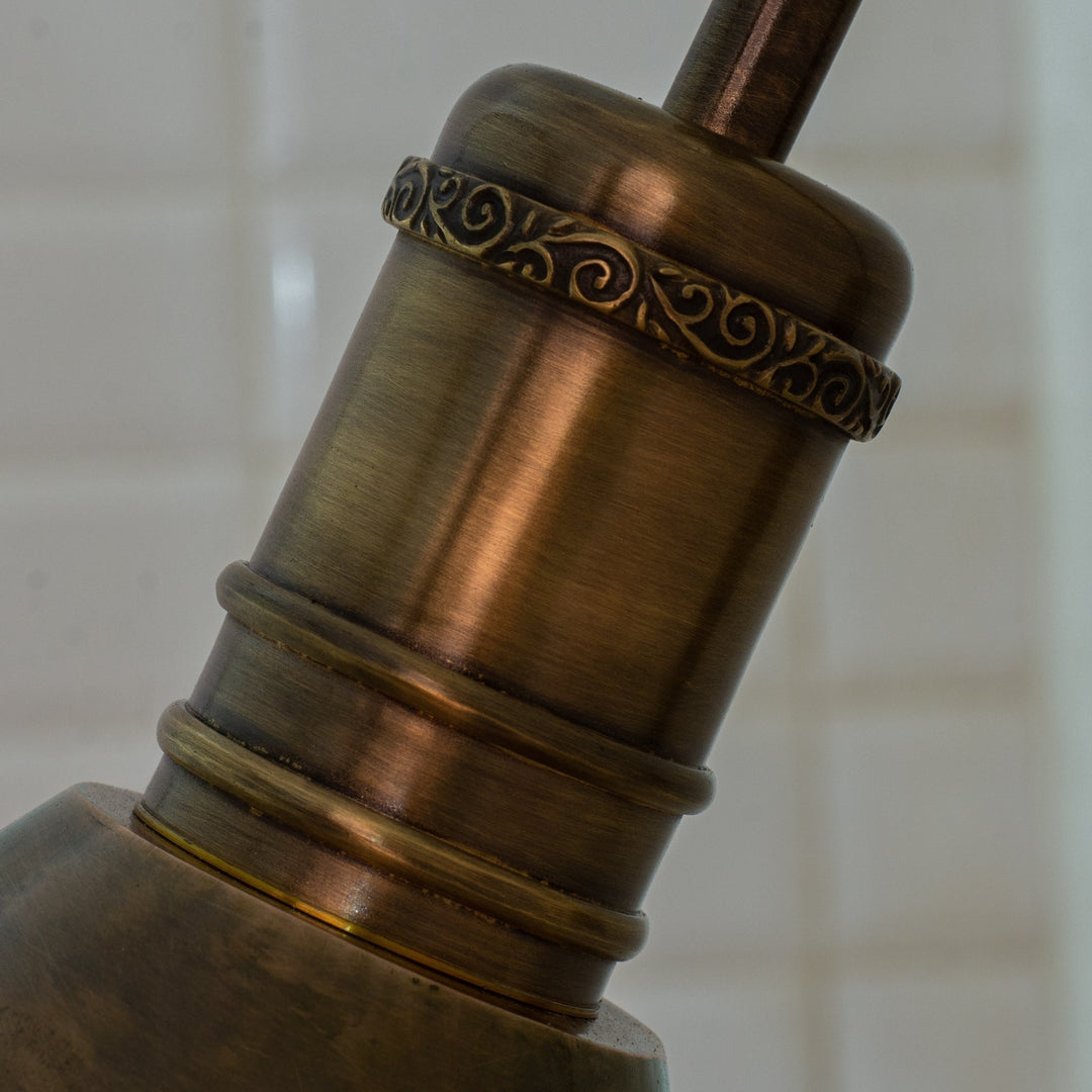 Portland Swing-Arm Wall Sconce