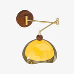 Charger l'image dans la visionneuse de galerie, Applique murale Sunset Vintage Modern – Lampe à double abat-jour de la série Sunset avec base texturée en bois