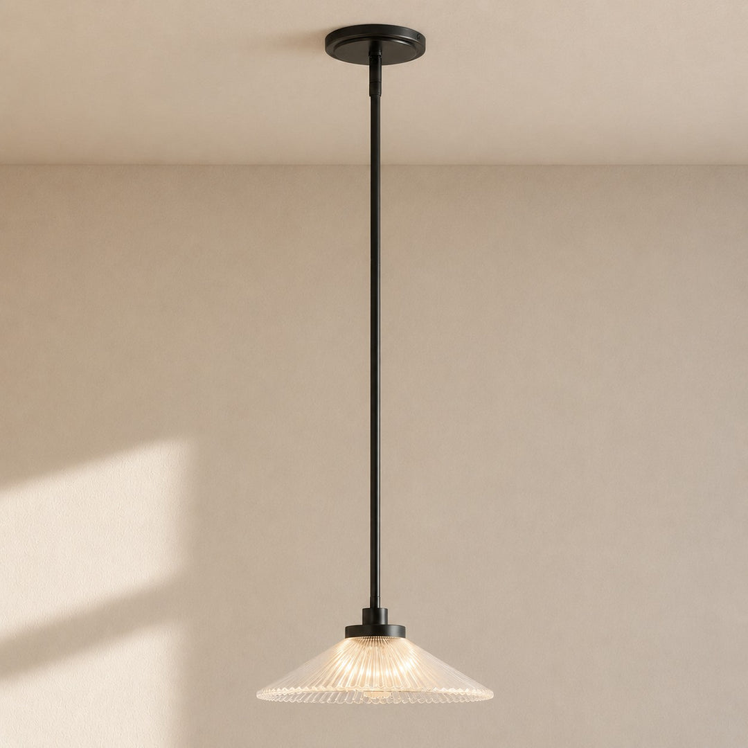 Bravira gerippte Glas-Pendelleuchte – Messing- und Glas-Pendelleuchte mit Landhausstil