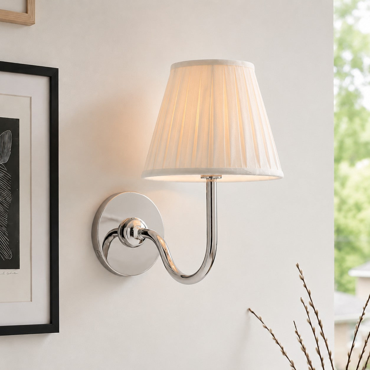 Luvora Fabric Shade Wall Sconce with Drum Shade - Classic Pleated Sconce Light