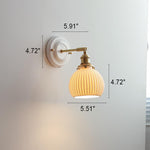 Cargar imagen en el visor de la Galería, Lámpara de pared vintage de cerámica japonesa de latón con una luz
