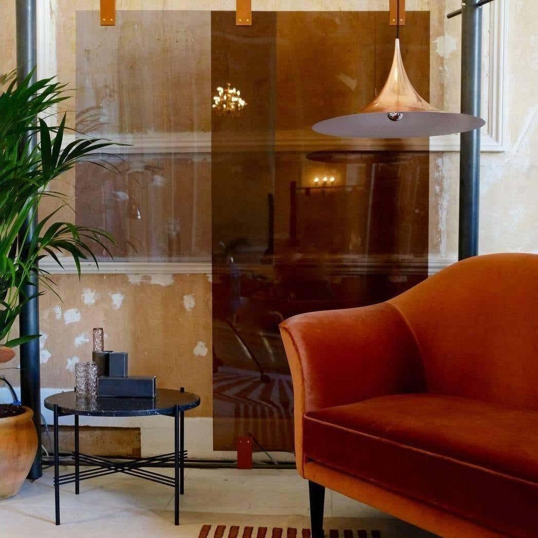 Arch-Shaped Aluminum Plug-In Pendant Light