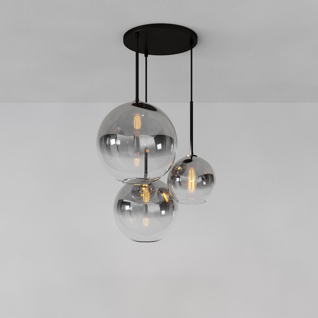Lámpara de araña minimalista de cristal Selvion: luminaria escultural de vidrio artesanal