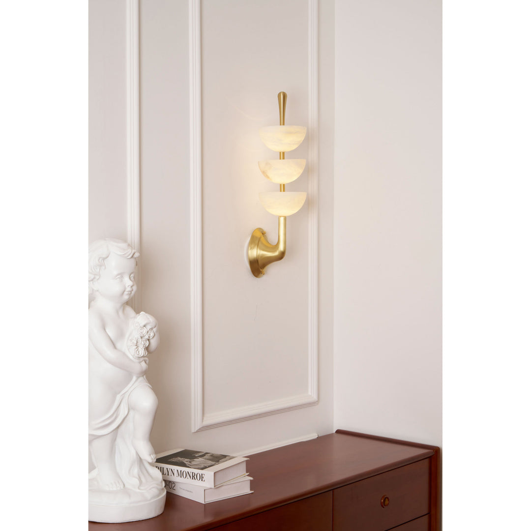 Lámpara de pared triple de alabastro